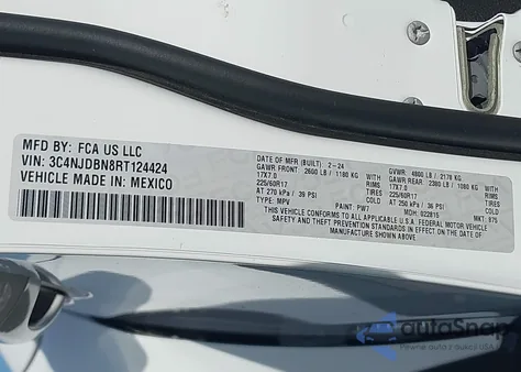 2024 Jeep Compass Latitude 4X4 z USA, uszkodzony, nr VIN 3C4NJDBN8RT124424